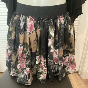 Beautiful juniors skirt